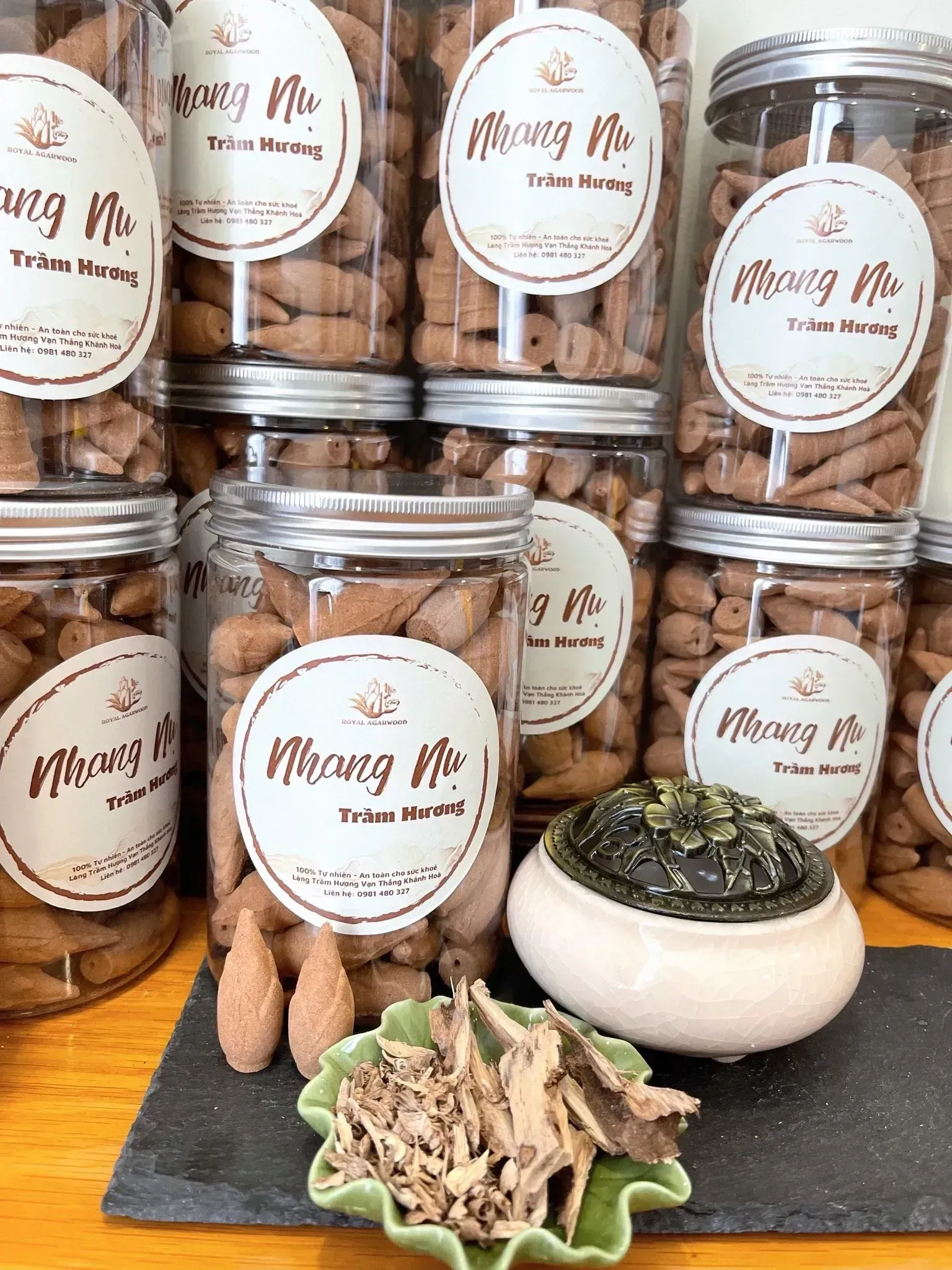 Backflow Agarwood Incense Cones – Natural Vietnamese Oud (80 Cones Box)